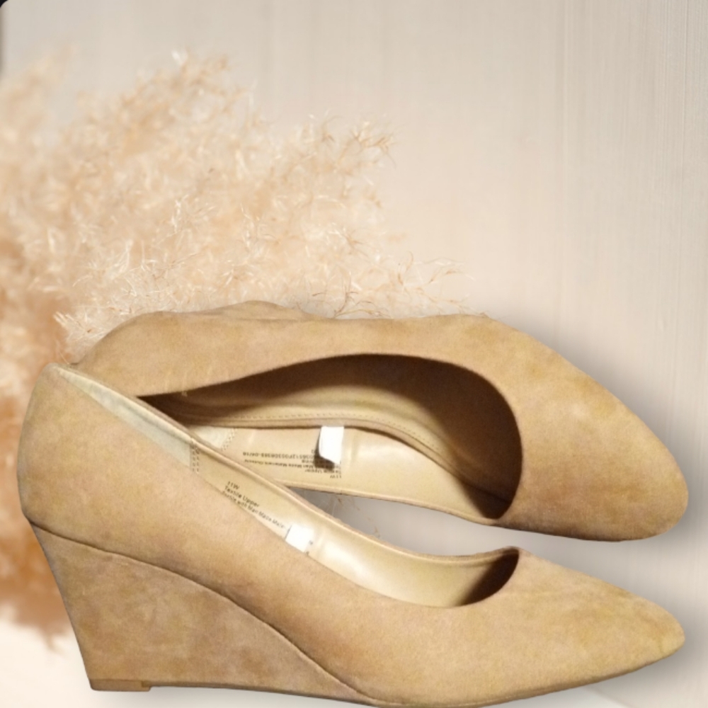 A New Day Faux Suede Wedged Heels n Nude|Sz 11W (NWOT)